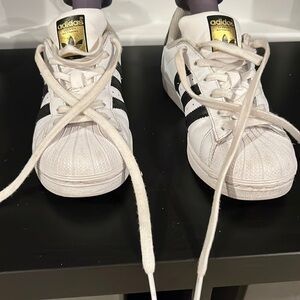 Adidas Superstar
